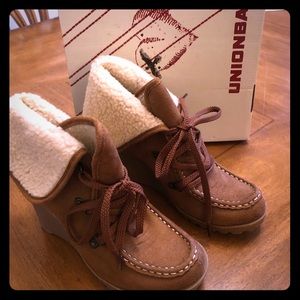 Women’s UnionBay wedge booties